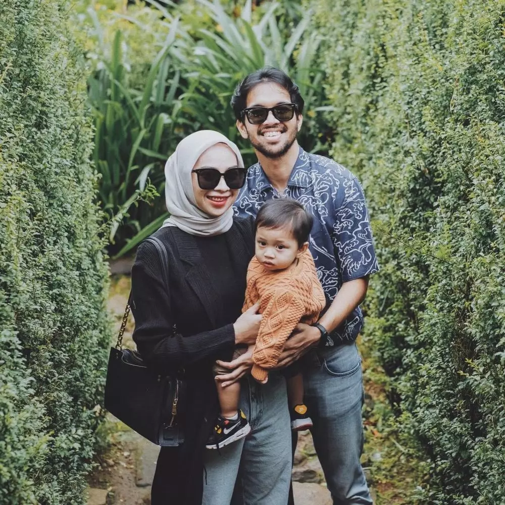 elmer tuai hujatan ikuti tren bisa yura © instagram