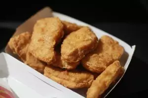 [KUIS] Cara aman simpan nugget tanpa kulkas, seberapa tahu kamu? Tes di sini, yuk