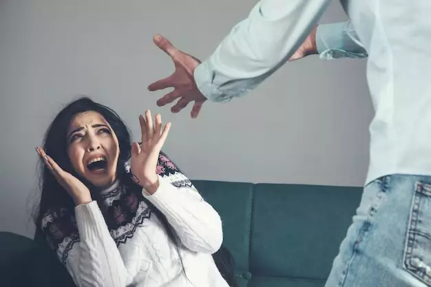 ciri-ciri pasangan red flag berbagai sumber