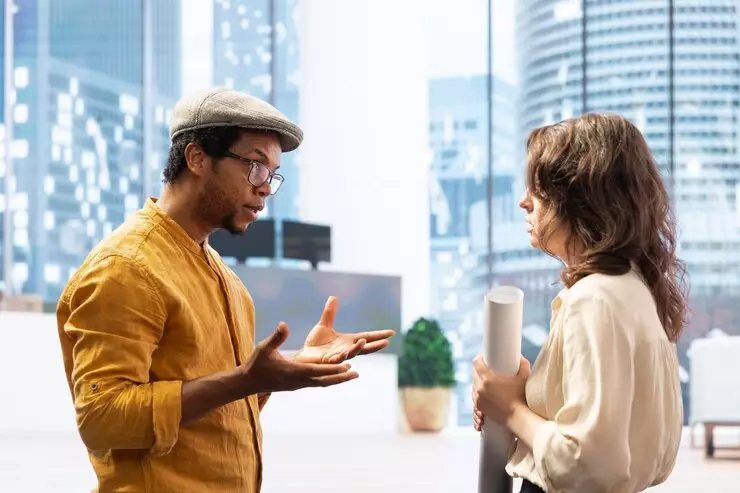  Contoh kalimat antonim freepik.com