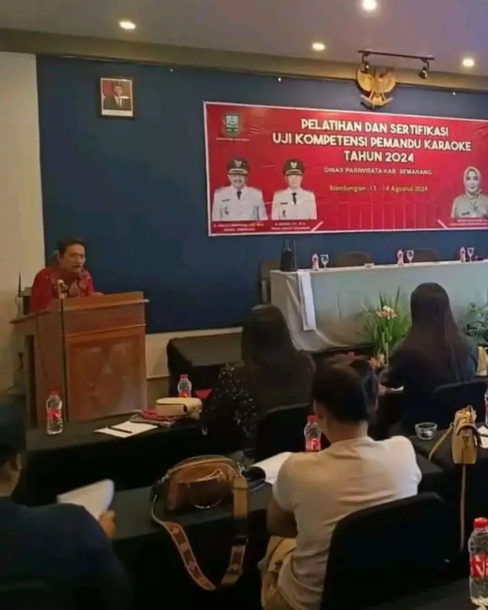 sertifikasi jadi pemandu karaoke © Instagram