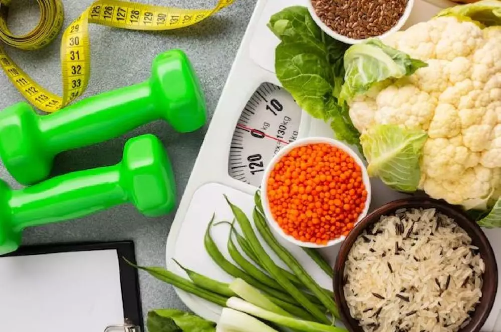 Not confident with a skinny body? Here are 10 effective ways to gain