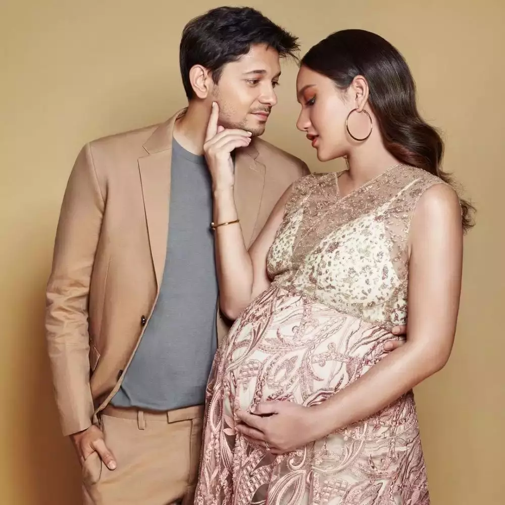 Tengku Dewi bantah cabut gugatan cerai © Instagram Tengku Dewi bantah cabut gugatan cerai © Instagram