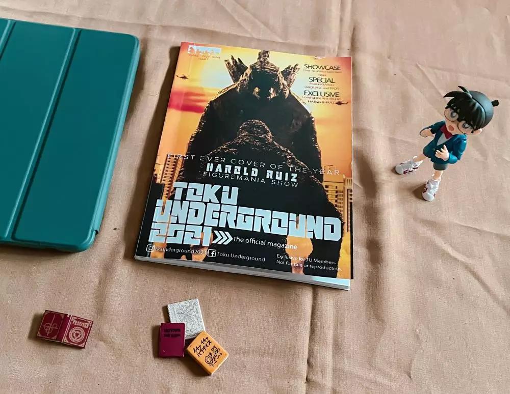 Pria ini tuai prestasi di kancah internasional berkat motret mainan © Berbagai sumber