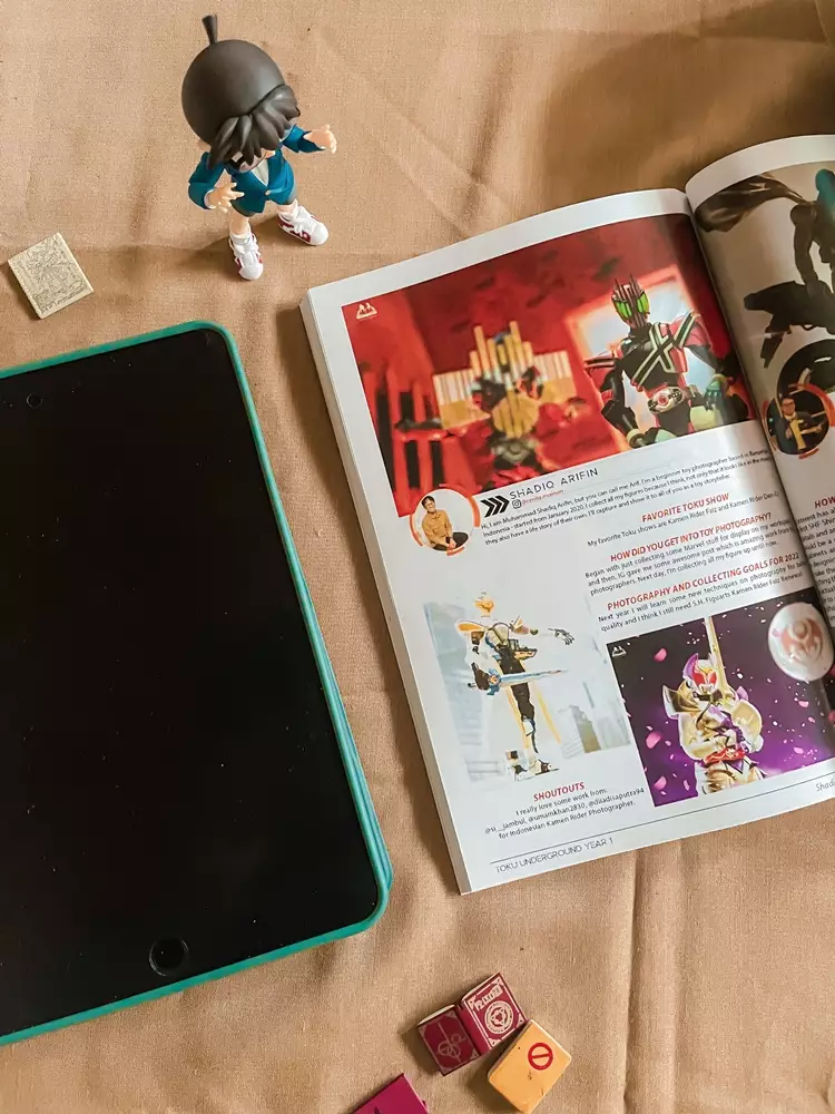 Pria ini tuai prestasi di kancah internasional berkat motret mainan © Berbagai sumber