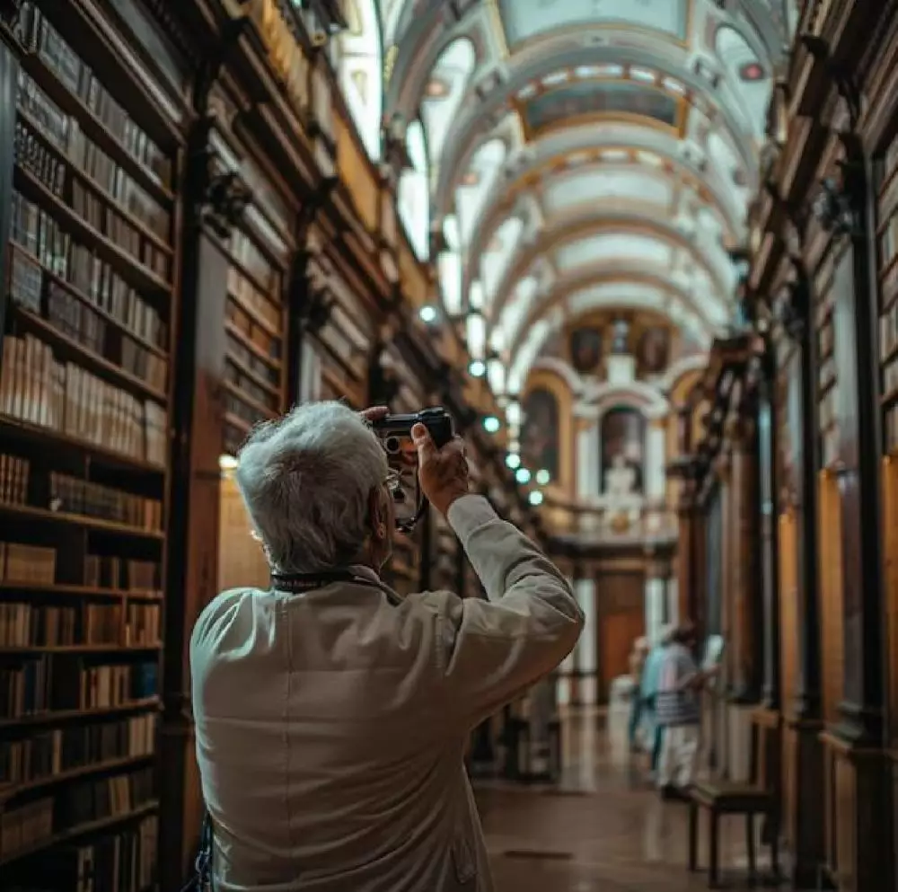 Pengertian sejarah menurut para ahli freepik.com