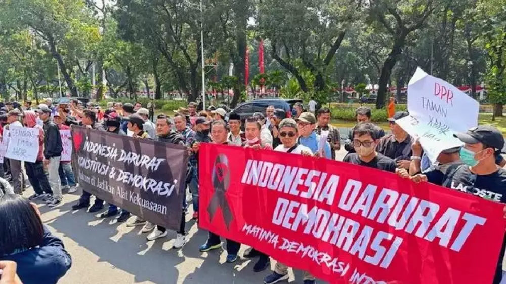 Apa bedanya demonstrasi unjuk rasa dan aksi massa Berbagai sumber Apa bedanya demonstrasi unjuk rasa dan aksi massa Berbagai sumber