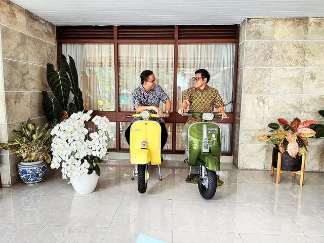 politisi tak ada teman dan musuh © berbagai sumber politisi tak ada teman dan musuh © berbagai sumber