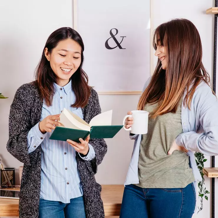 Contoh kalimat due to © 2024 freepik.com Contoh kalimat due to © 2024 freepik.com