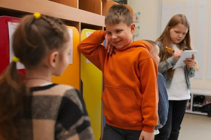 Cara mengatasi bullying di sekolah freepik.com Cara mengatasi bullying di sekolah freepik.com