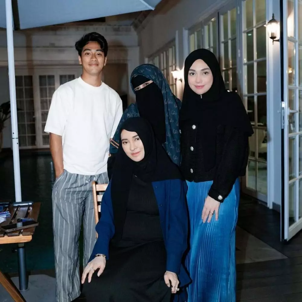 alasan celine evangelista belum berhijab © 2024 Instagram alasan celine evangelista belum berhijab © 2024 Instagram