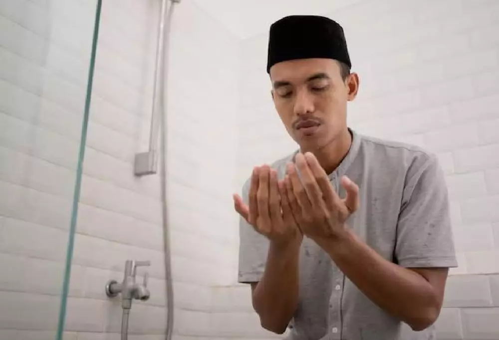 tata cara wudhu freepik.com tata cara wudhu freepik.com