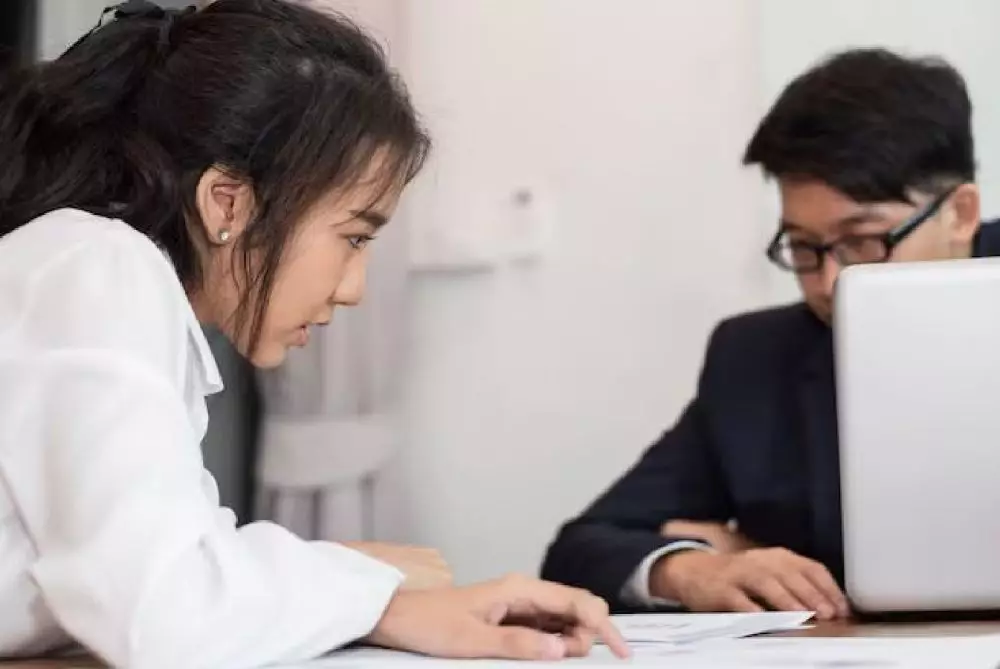 Cara cek akreditasi kampus dan download sertifikat BAN-PT freepik.com