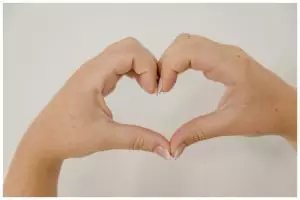 [KUIS] Pilih nail art yang menurutmu menarik, dan temukan apa love language-mu ke pasangan