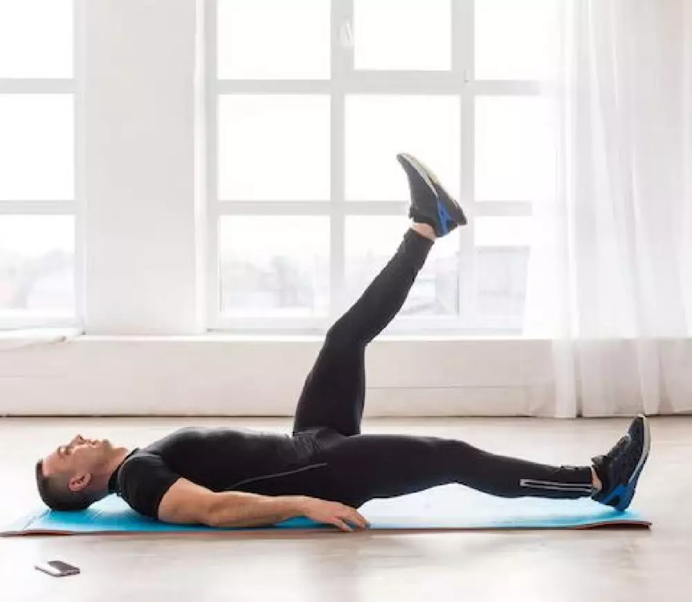 Cara mengecilkan paha freepik.com