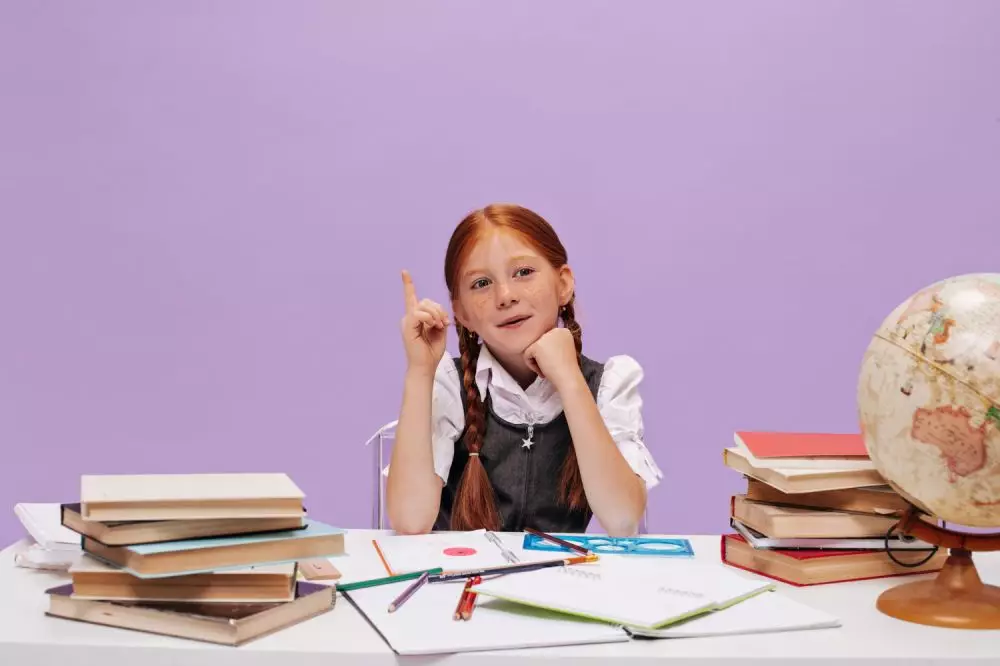 Contoh kalimat repetisi © 2024 freepik.com