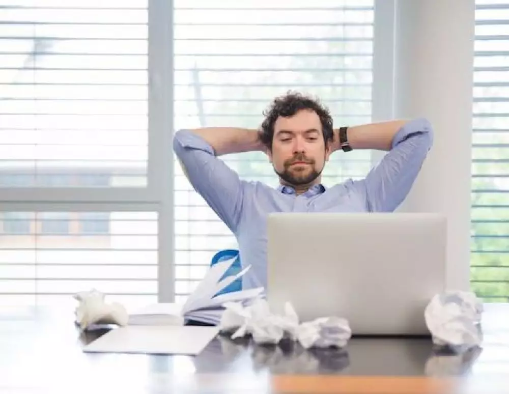 Cara agar tidak ngantuk saat bekerja freepik.com Cara agar tidak ngantuk saat bekerja freepik.com