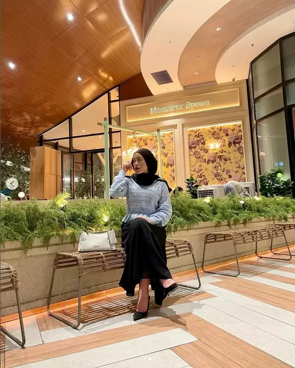 Lolly balikan dengan Vadel Badjideh berbagai sumber