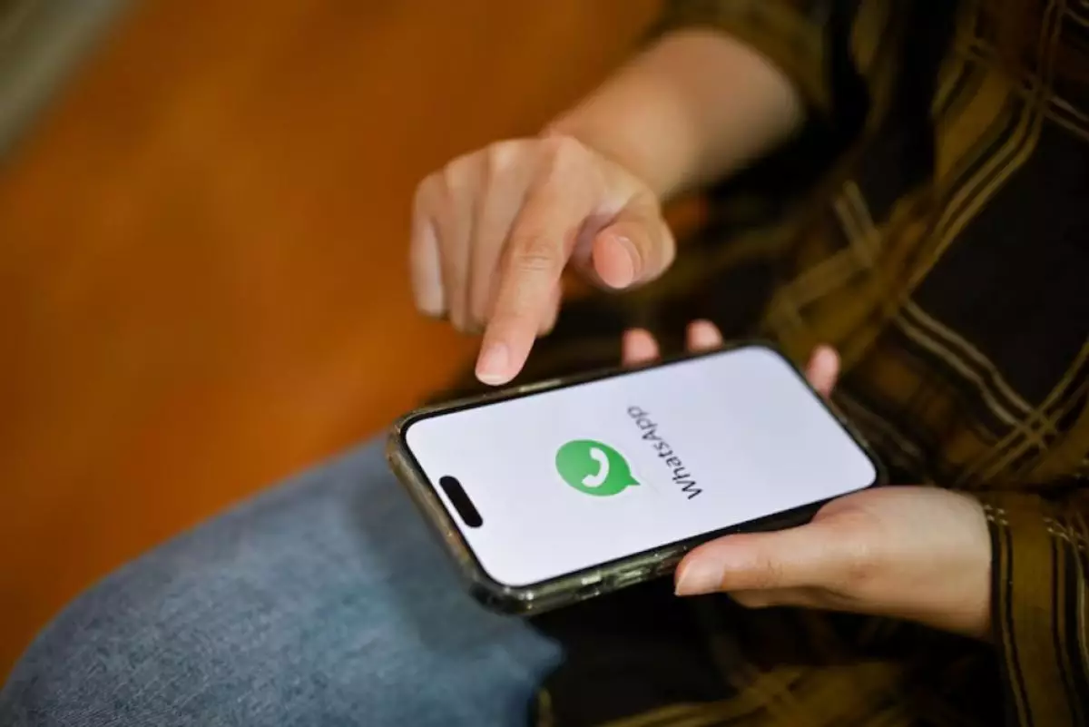 Cara menyesuaikan pengaturan WhatsApp agar tidak mengunduh file media secara otomatis