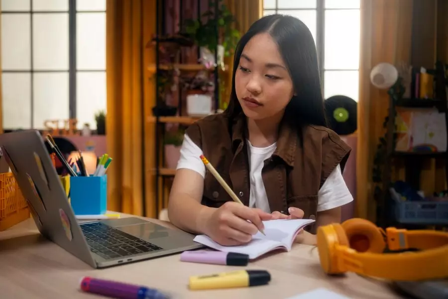 Contoh kalimat rasional © 2024 freepik.com