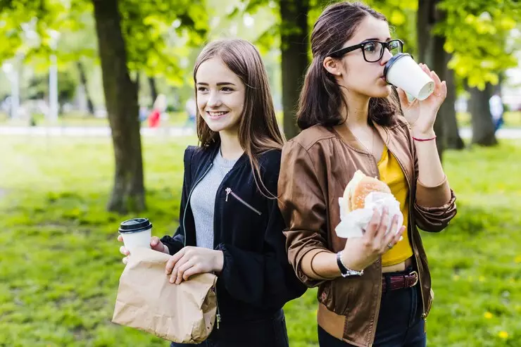 Contoh kalimat saran untuk teman freepik.com