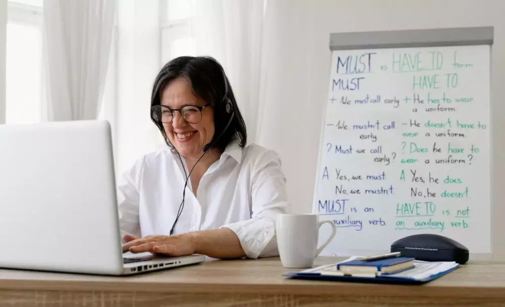 cara menjaga kesehatan mental guru © 2024 brilio.net