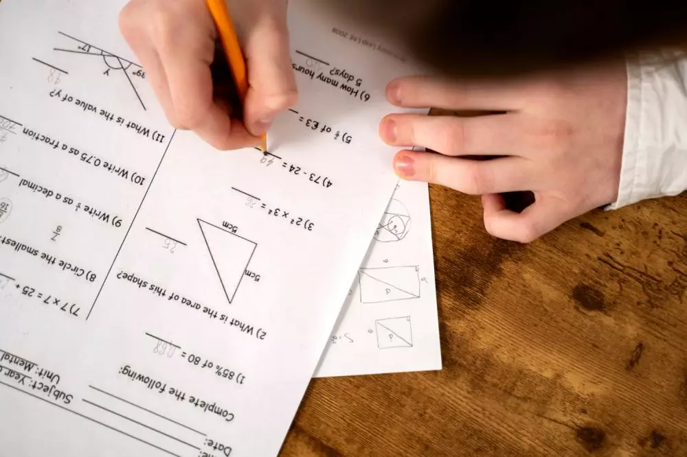 40 Contoh soal penalaran matematika UTBK © 2024 brilio.net 40 Contoh soal penalaran matematika UTBK © 2024 brilio.net