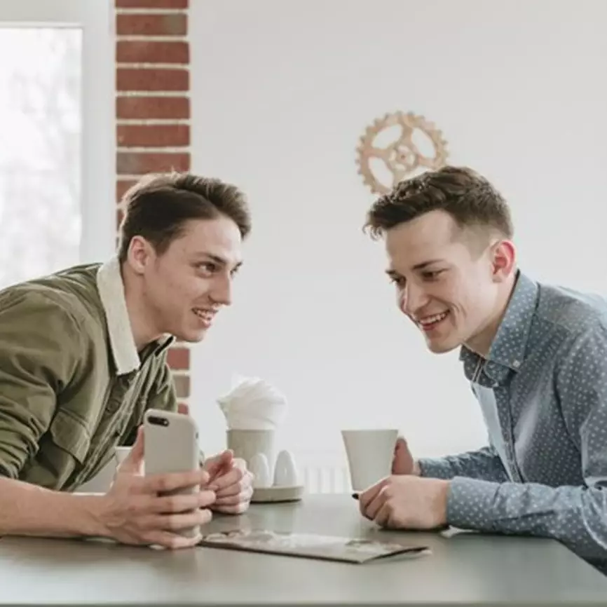 45 Contoh kalimat langsung dan tidak langsung, pahami definisi, perbedaan, dan cirinya © 2024 brilio.net 45 Contoh kalimat langsung dan tidak langsung, pahami definisi, perbedaan, dan cirinya © 2024 brilio.net