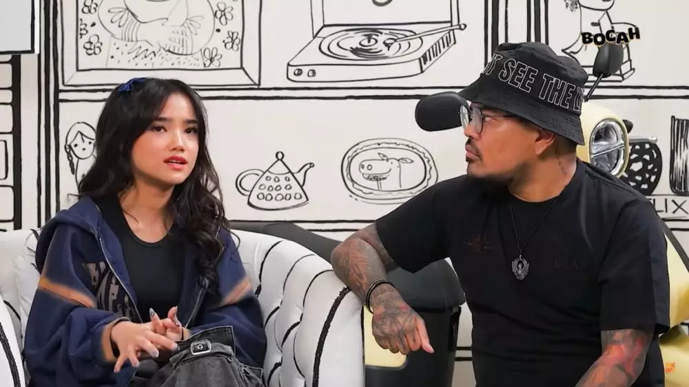 fuji akui menyesal main film © 2024 brilio.net