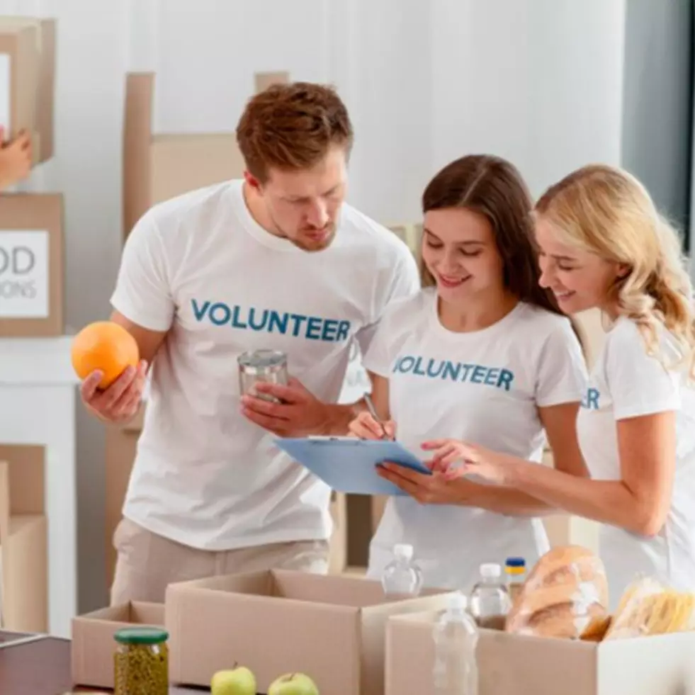 Contoh sukarelawan di sekolah, lengkap dengan pengertian dan manfaatnya bagi dunia pendidikan © 2024 brilio.net