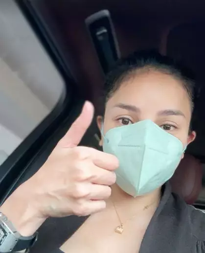 Nikita Mirzani sebut hasil visum Lolly berbagai sumber Nikita Mirzani sebut hasil visum Lolly berbagai sumber