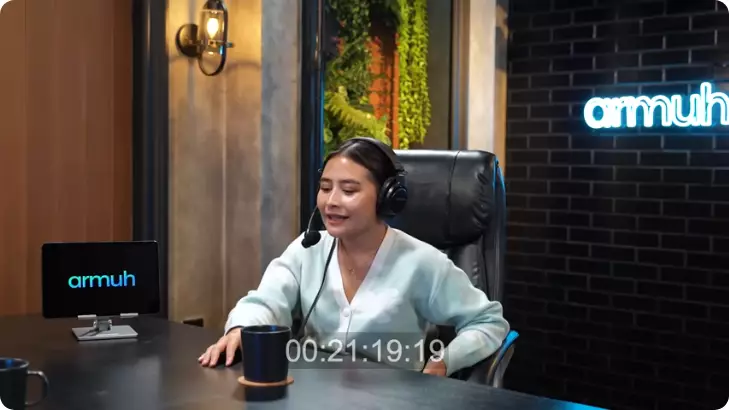 Prilly Latuconsina ungkap pesan ayah berbagai sumber