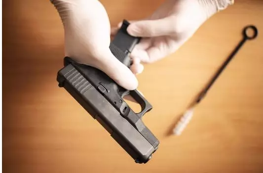 begini syarat kepemilikan senjata api © 2024 brilio.net begini syarat kepemilikan senjata api © 2024 brilio.net