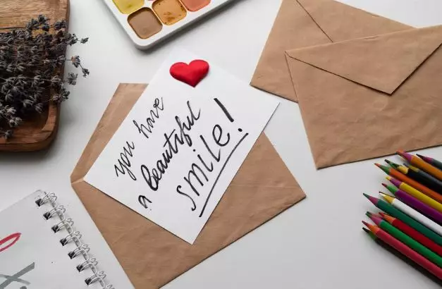 20 Contoh surat sahabat pena © 2024 brilio.net