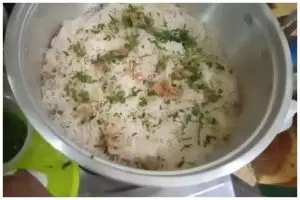 Trik membuat bihun goreng lembut, antilembek, dan tahan lama tanpa direbus dulu