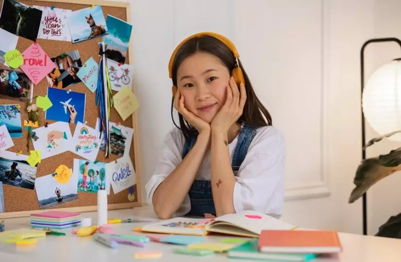 50 Contoh kalimat denotatif dan konotasi © 2024 brilio.net