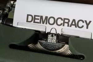 5 Contoh teks anekdot kritik pemerintah, singkat dan menarik