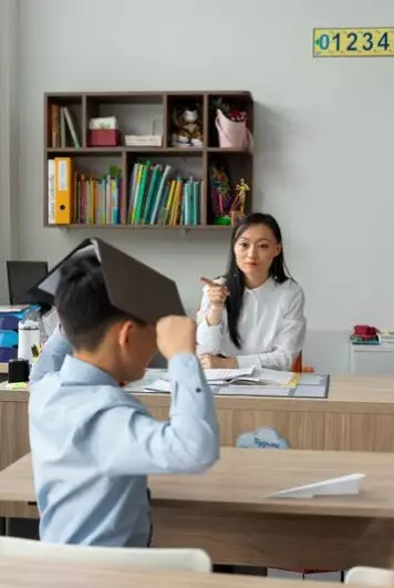 Viral guru suruh orang tua didik anak sendiri © 2024 brilio.net