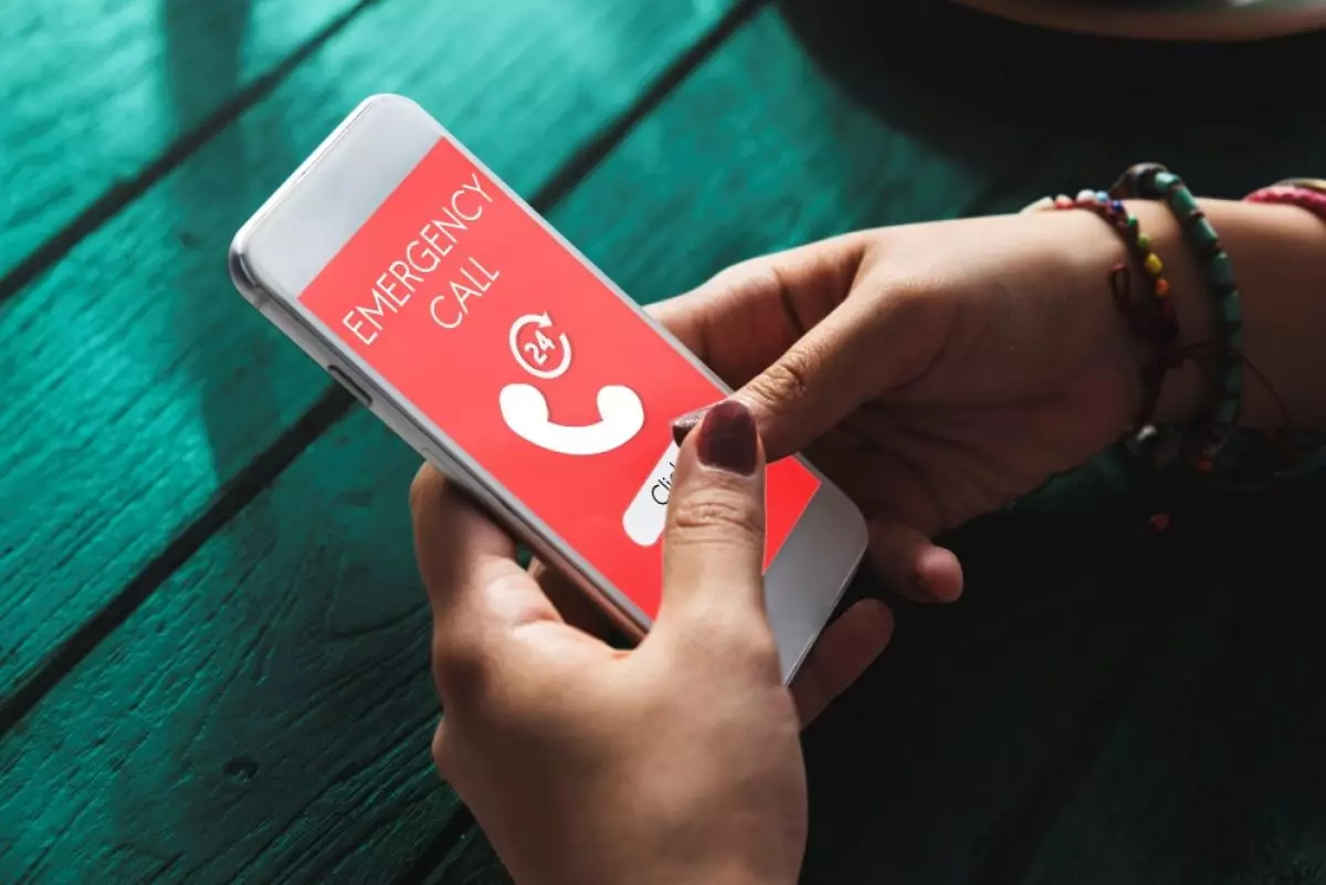 Cara mengatasi masalah jaringan ponsel Android, hanya bisa melakukan panggilan darurat