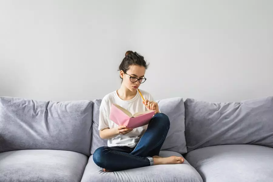 Contoh kalimat if clause imperative © 2024 freepik.com