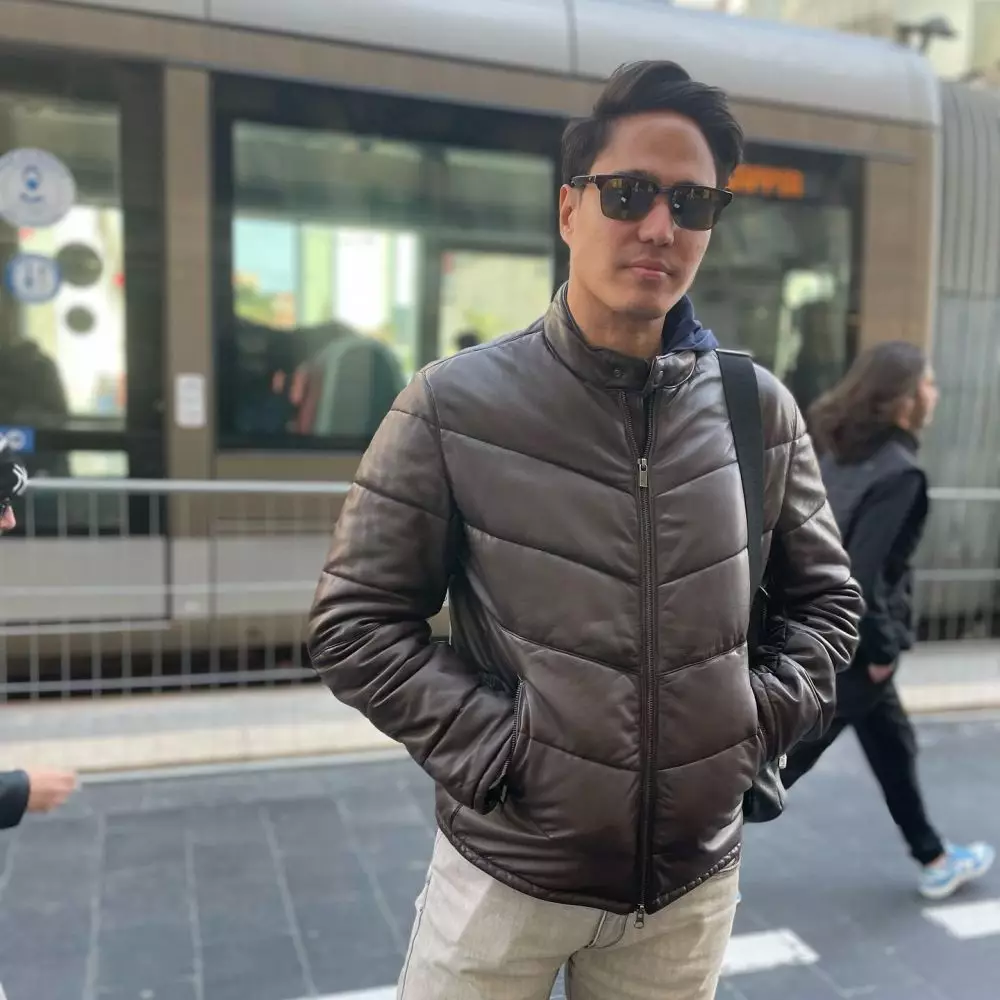 Mischa Chandrawinata beri jawaban tegas soal peluang menjalin asmara dengan cut syifa © 2024 Instagram Mischa Chandrawinata beri jawaban tegas soal peluang menjalin asmara dengan cut syifa © 2024 Instagram