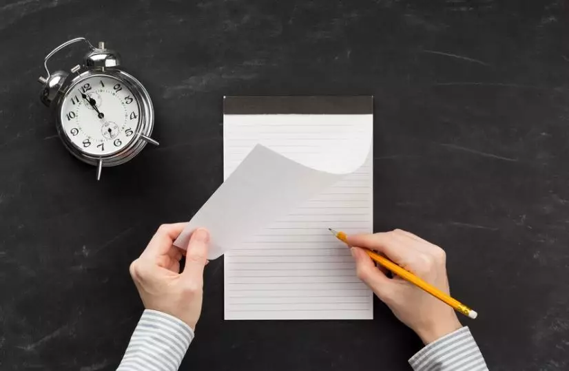 Contoh surat peringatan karyawan   © 2024 brilio.net