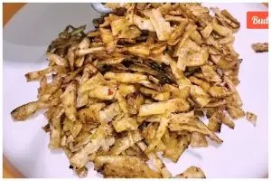 7 Keripik rendah kalori yang bisa jadi camilan, renyah tahan lama