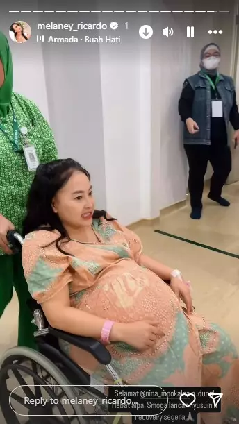 Mpok Alpa melahirkan bayi kembar caesar © Instagram