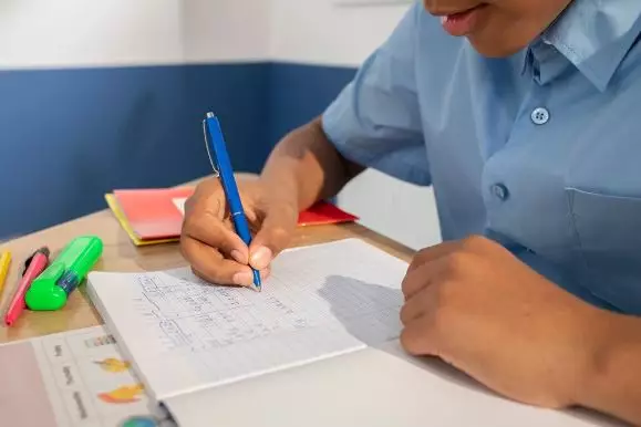 50 Contoh soal matematika kelas 2 semester 1 © 2024 brilio.net