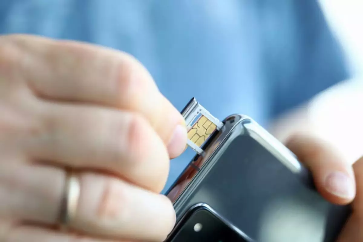 Cara memperbaiki kesalahan kartu SIM yang tidak bisa terkoneksi dengan operator