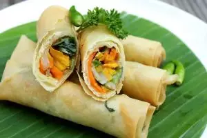 6 Resep spring roll sehat dan bergizi tinggi, cocok jadi ide camilan sehat yang bikin nagih