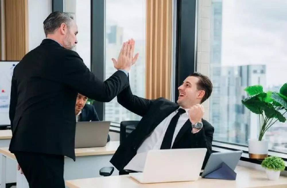 kebiasaan sederhana di tempat kerja freepik.com kebiasaan sederhana di tempat kerja freepik.com