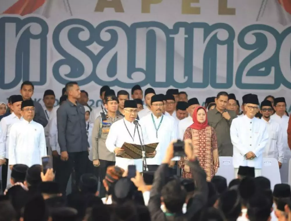 Peran Santri di Indonesia Berbagai sumber Peran Santri di Indonesia Berbagai sumber