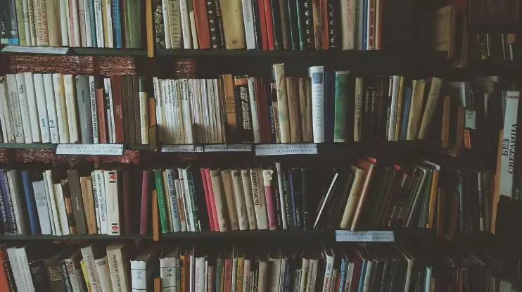 buku fisik masih memikat hati pembaca © 2024 brilio.net